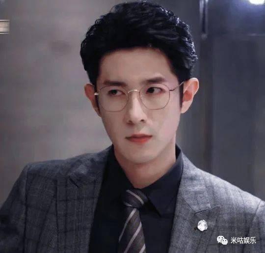 娱乐圈爆料博白男星是谁,揭秘白男星真实身份